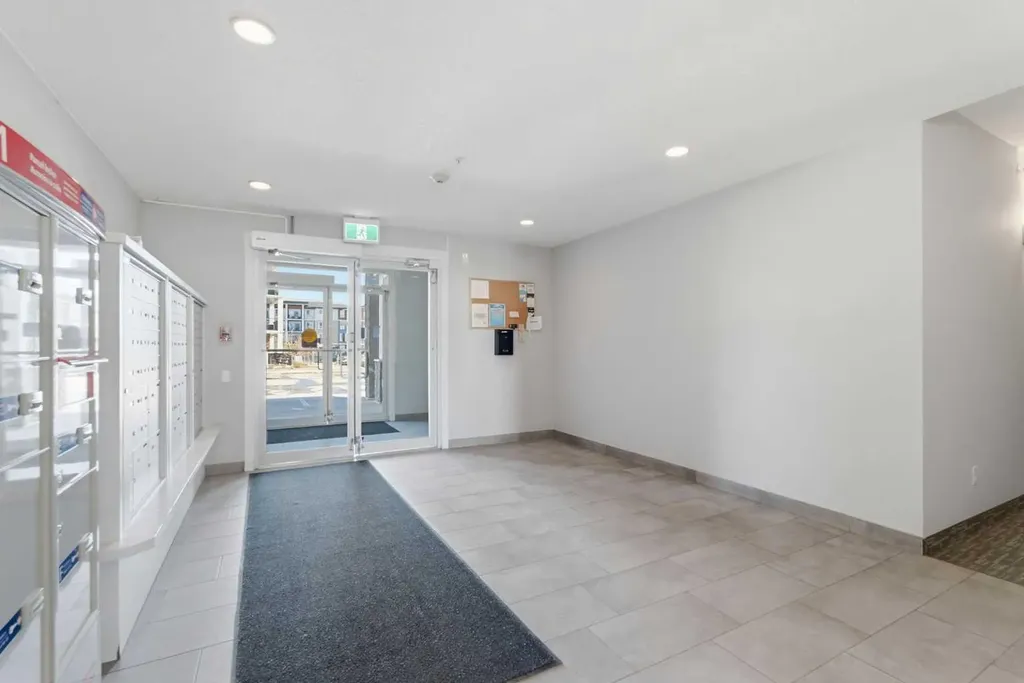 30 Walgrove SE Calgary AB T2X 4M9