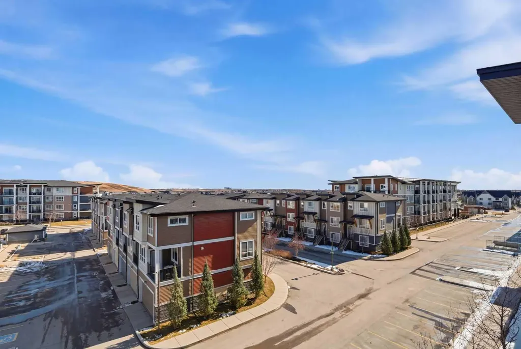 30 Walgrove SE Calgary AB T2X 4M9