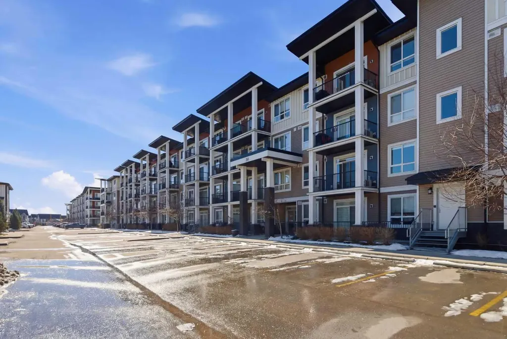 30 Walgrove SE Calgary AB T2X 4M9