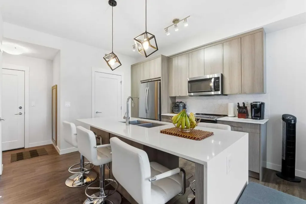 30 Walgrove SE Calgary AB T2X 4M9