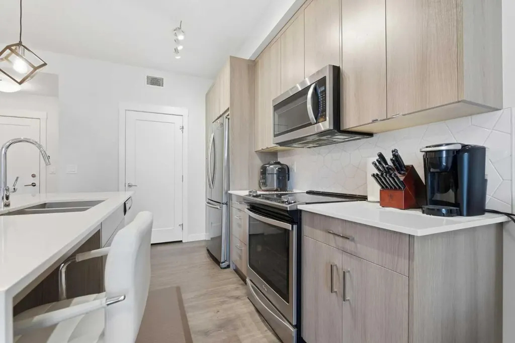 30 Walgrove SE Calgary AB T2X 4M9