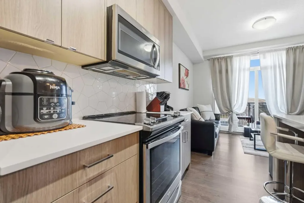 30 Walgrove SE Calgary AB T2X 4M9