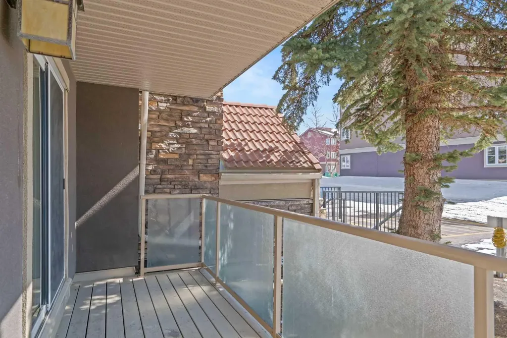 2612 Edenwold Heights NW Calgary AB T3A 3Y5