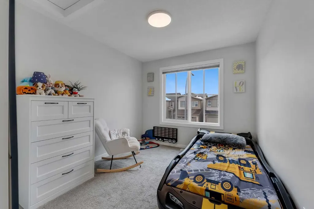 34 Belvedere Green SE Calgary AB T2A 7M5