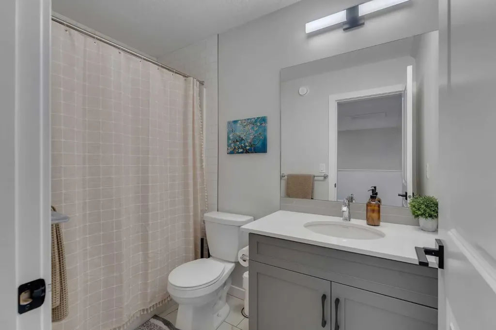 34 Belvedere Green SE Calgary AB T2A 7M5