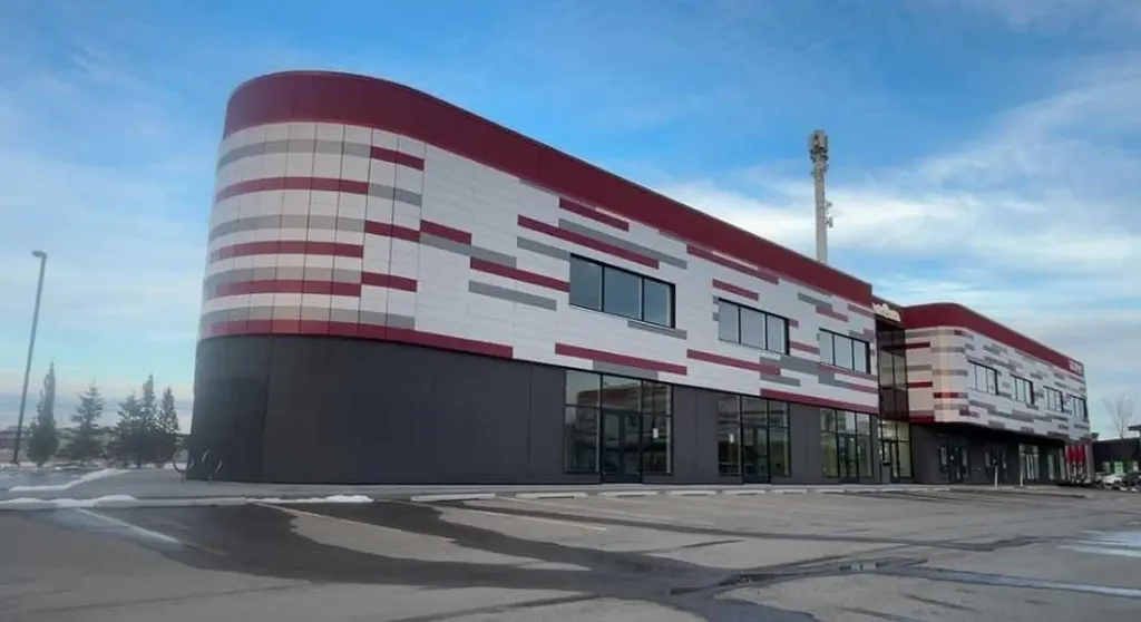 28 Kingsview Road SE Airdrie AB T4A 3L7