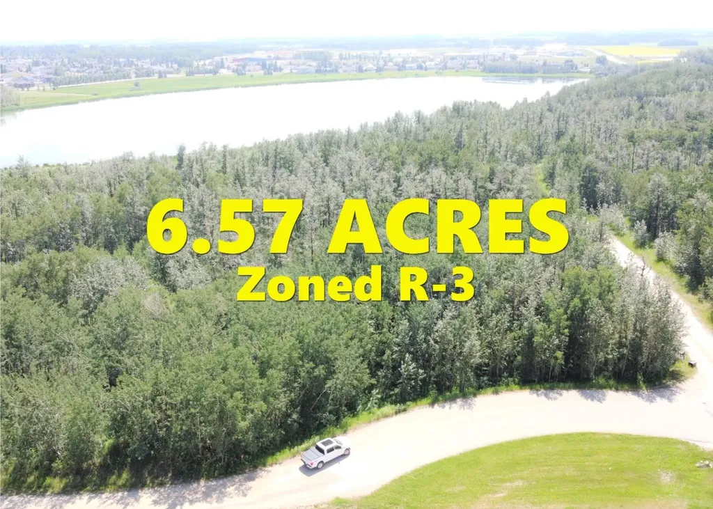 5645 Lakeside Way Innisfail AB T4G 0H4