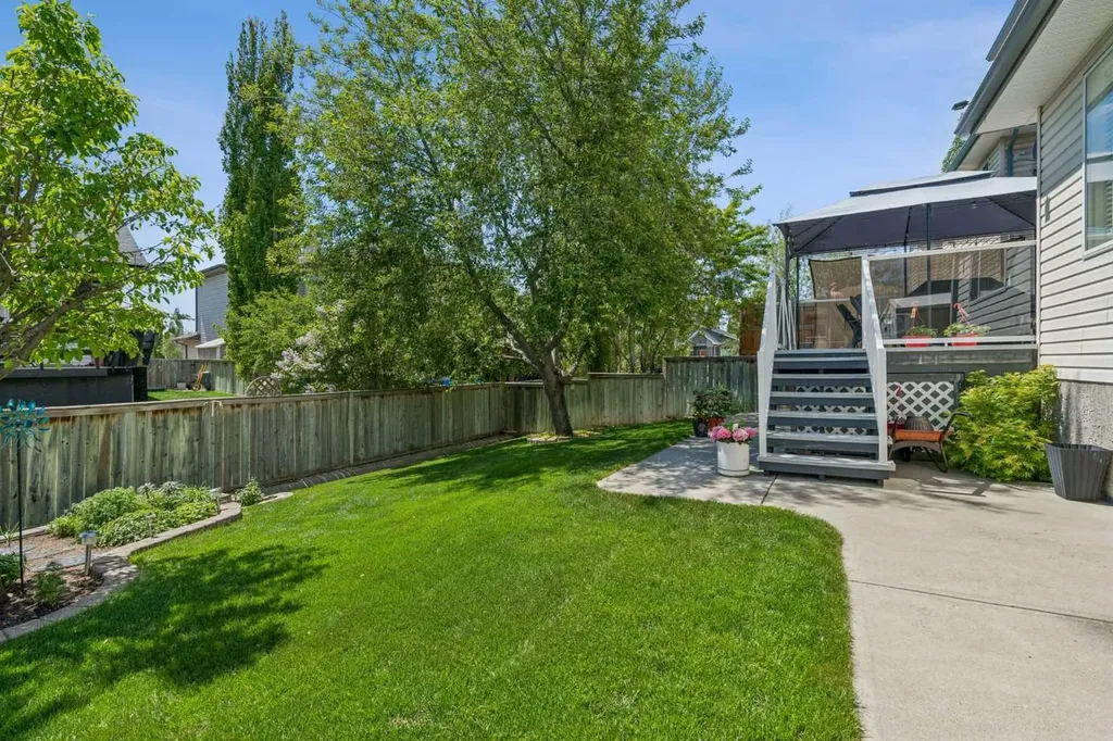 115 Cove Crescent Chestermere AB T1X 1J5
