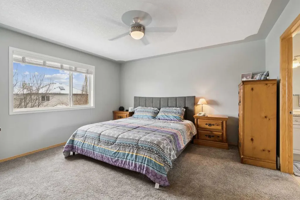 115 Cove Crescent Chestermere AB T1X 1J5