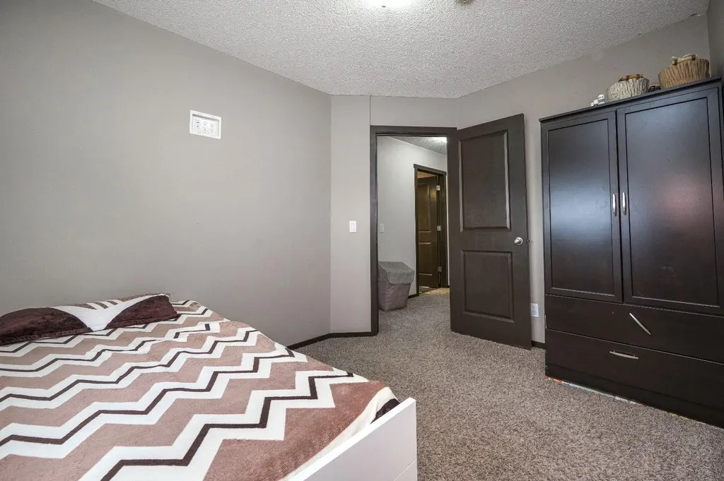 702 Panamount Boulevard NW Calgary AB T3K0P7