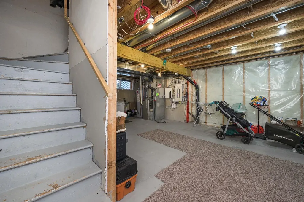 702 Panamount Boulevard NW Calgary AB T3K0P7