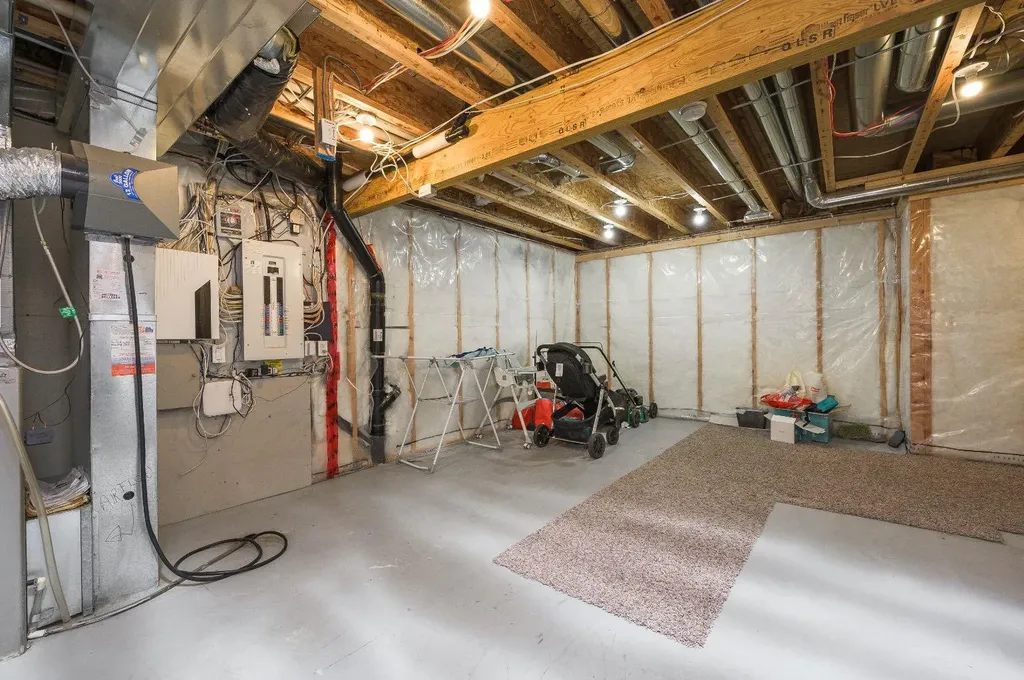 702 Panamount Boulevard NW Calgary AB T3K0P7