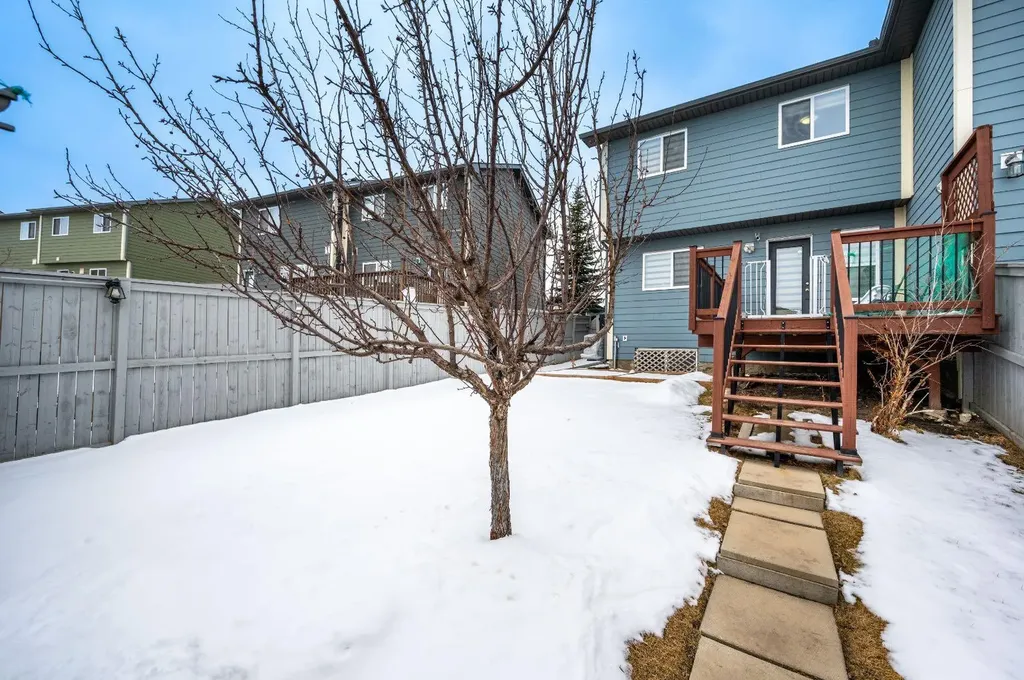 702 Panamount Boulevard NW Calgary AB T3K0P7