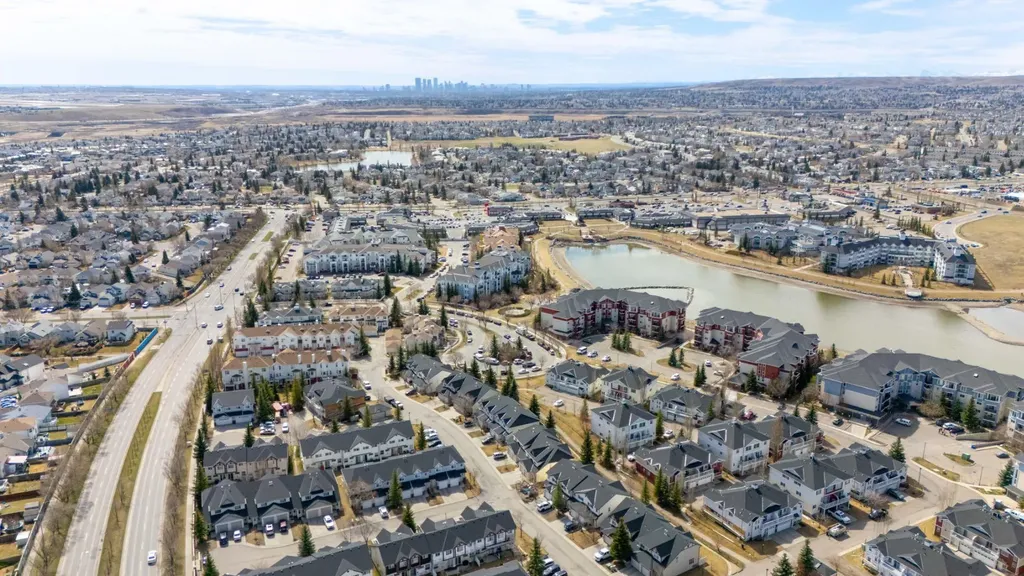 702 Panamount Boulevard NW Calgary AB T3K0P7