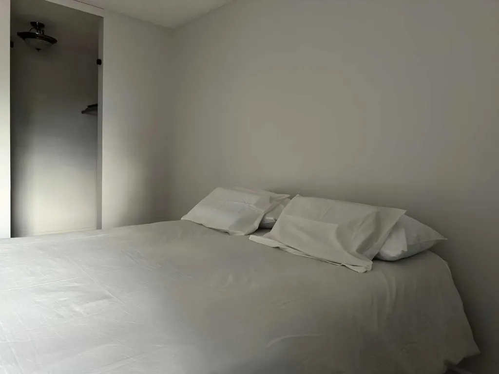 2611 15a Street SW Calgary AB T2T 4C1