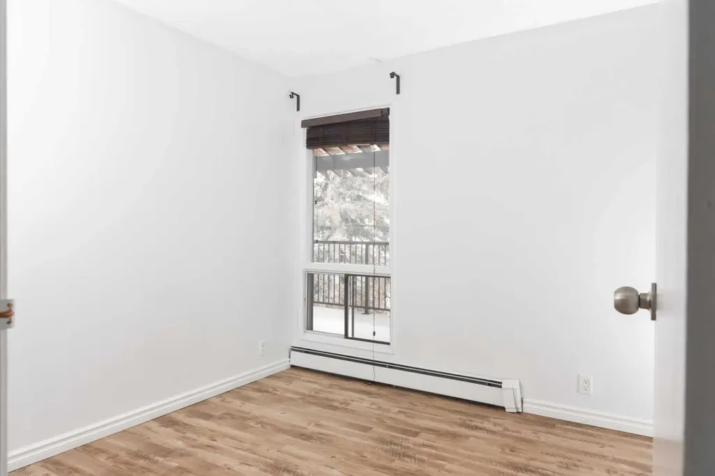 2611 15a Street SW Calgary AB T2T 4C1
