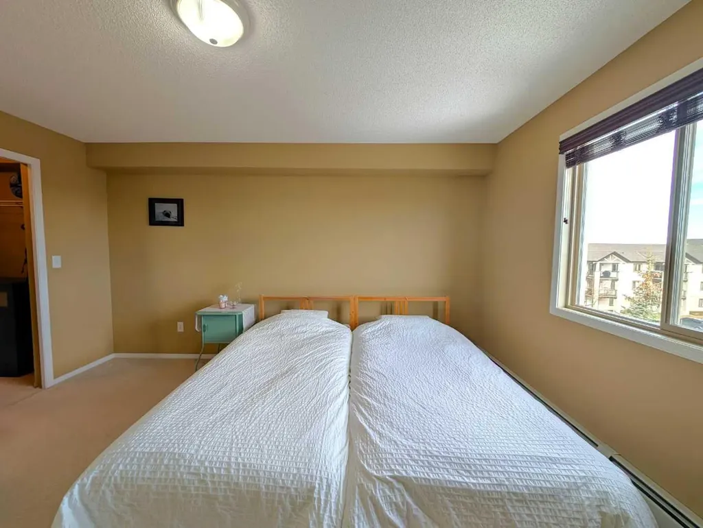 16969 24 Street SW Calgary AB T2Y0L2
