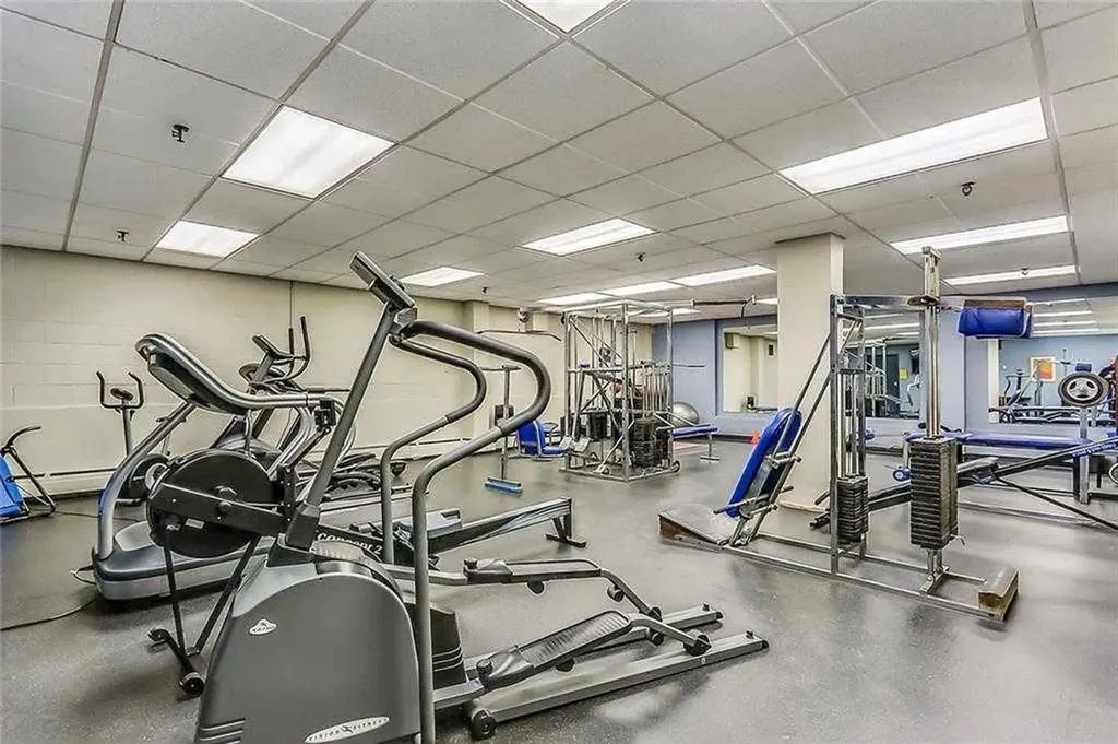 340 14 Avenue SW Calgary AB T2R1H4