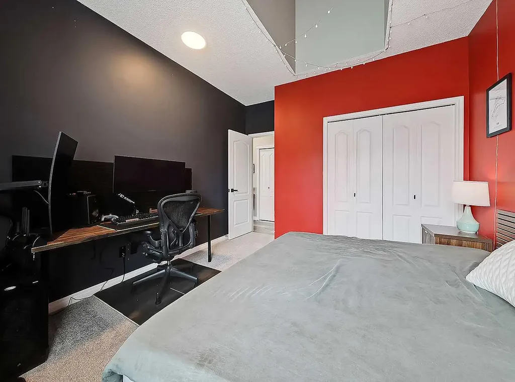 104 Prestwick Gardens SE Calgary AB T2Z 3V4