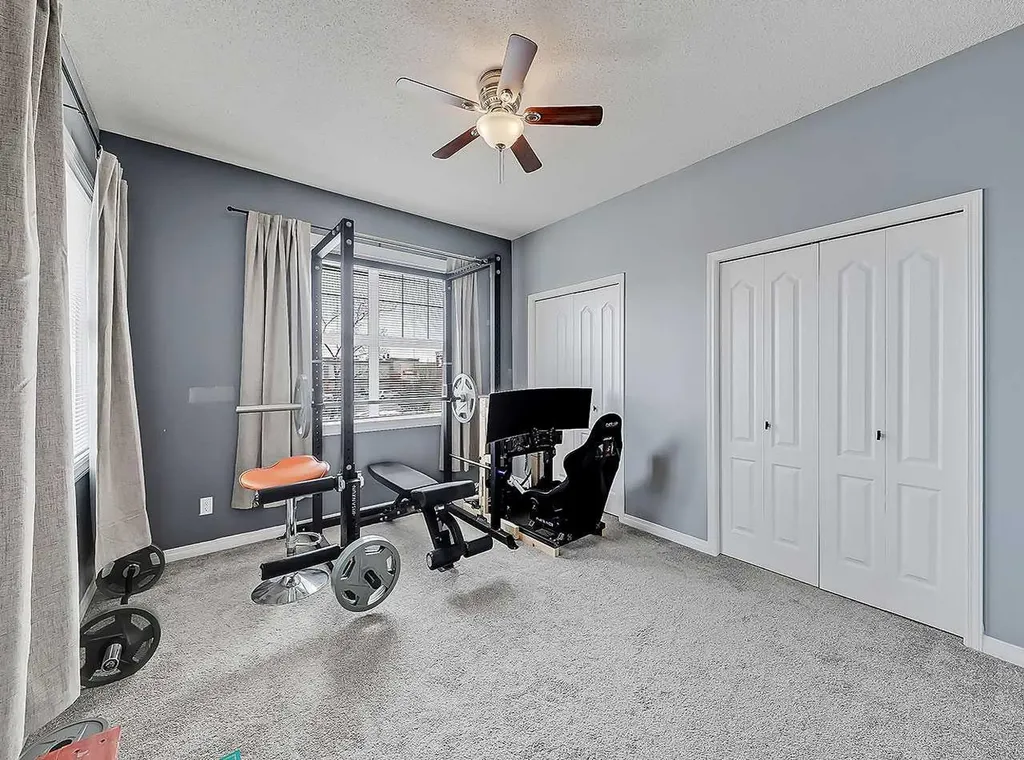 104 Prestwick Gardens SE Calgary AB T2Z 3V4