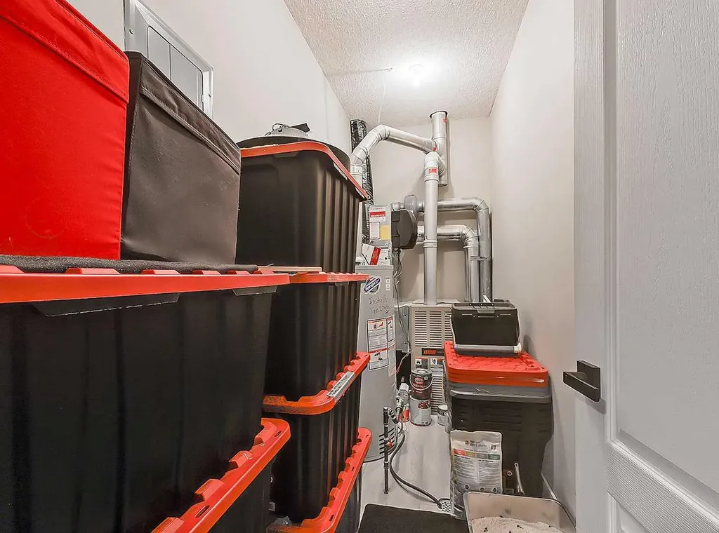 104 Prestwick Gardens SE Calgary AB T2Z 3V4