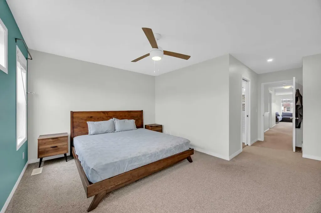 19 Bridleridge Green SW Calgary AB T2Y 0E4