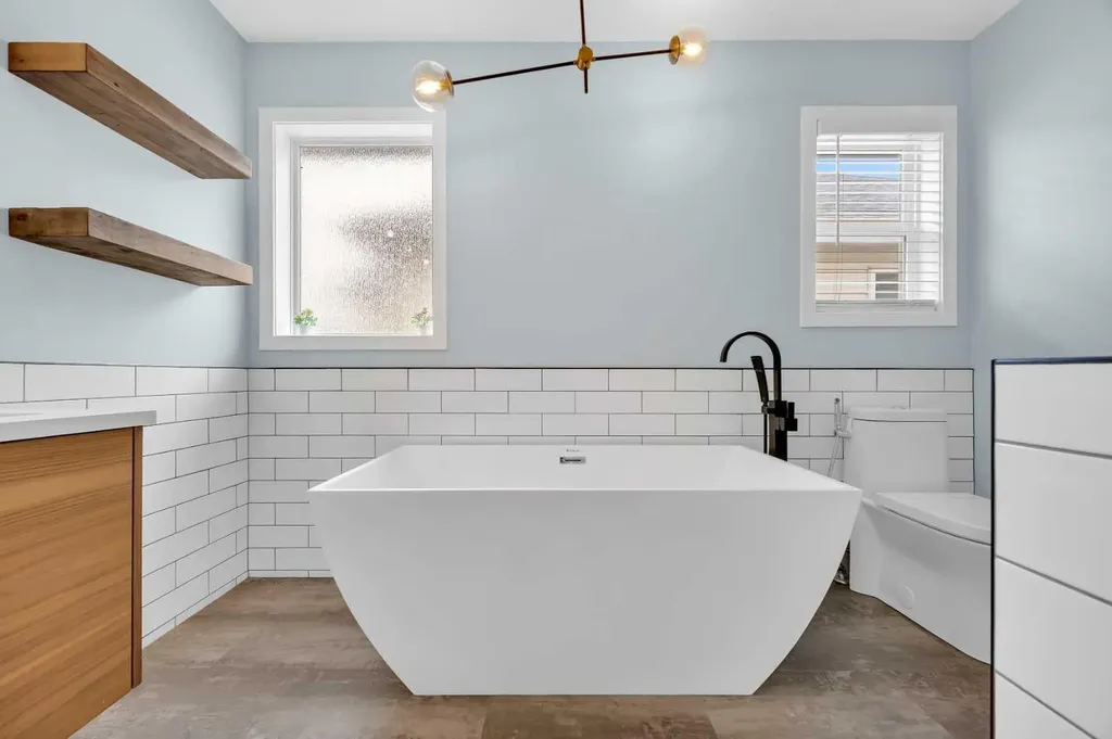 19 Bridleridge Green SW Calgary AB T2Y 0E4