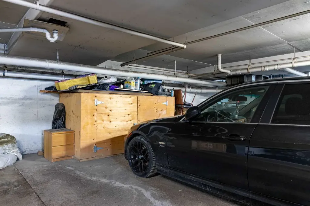 717 4a Street NE Calgary AB T2E 3W1