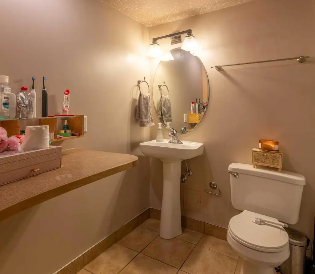 717 4a Street NE Calgary AB T2E 3W1