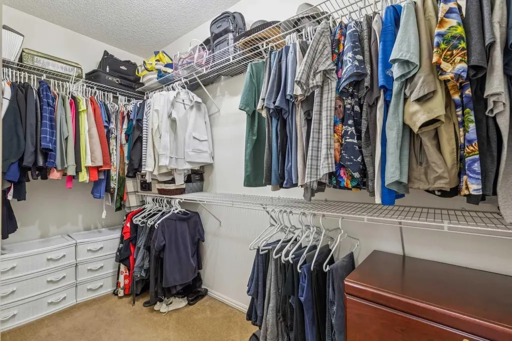 328 Cove Road Chestermere AB T1X 1L5