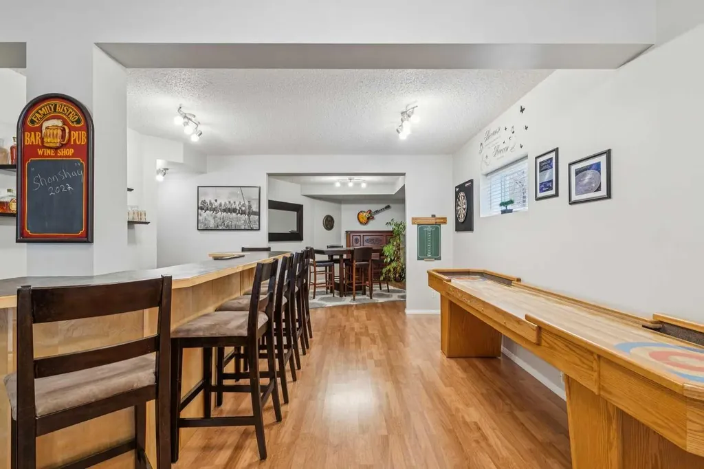 328 Cove Road Chestermere AB T1X 1L5