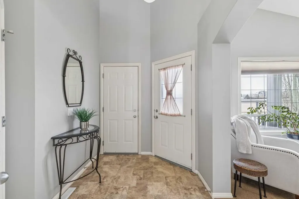 328 Cove Road Chestermere AB T1X 1L5