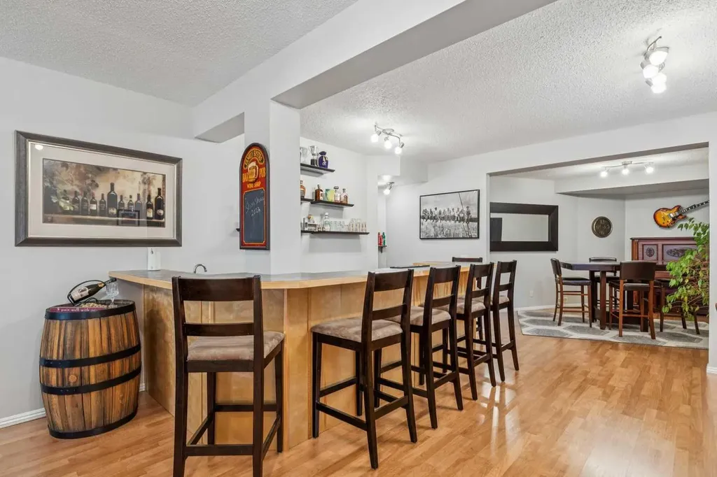 328 Cove Road Chestermere AB T1X 1L5
