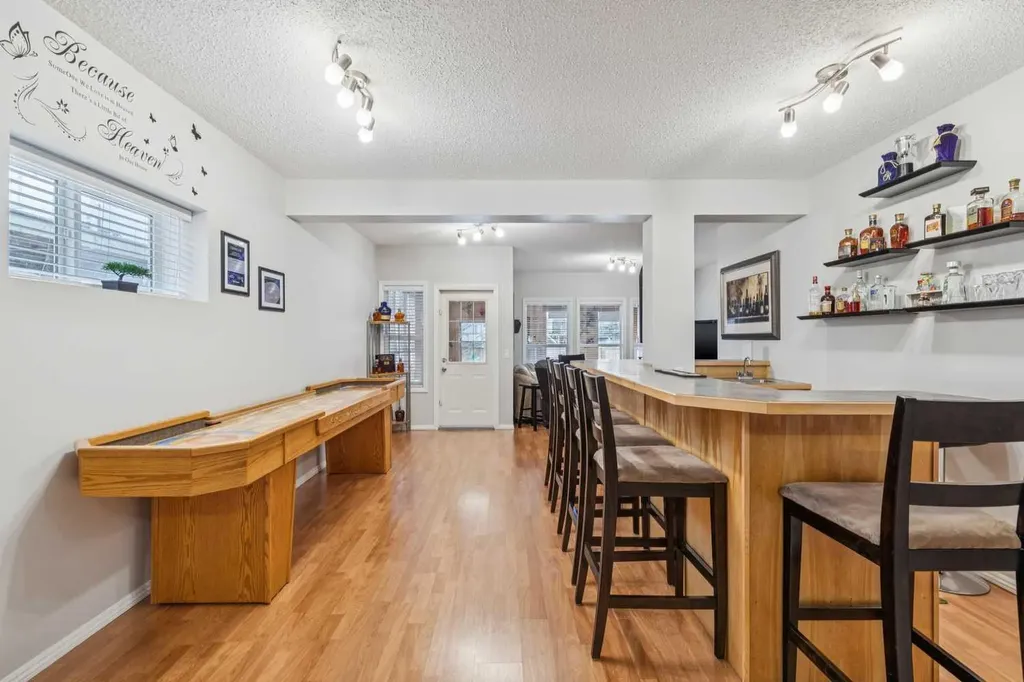 328 Cove Road Chestermere AB T1X 1L5
