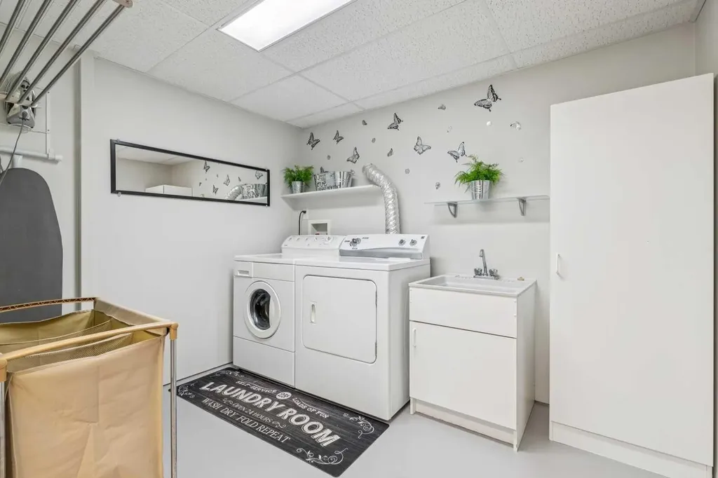 328 Cove Road Chestermere AB T1X 1L5