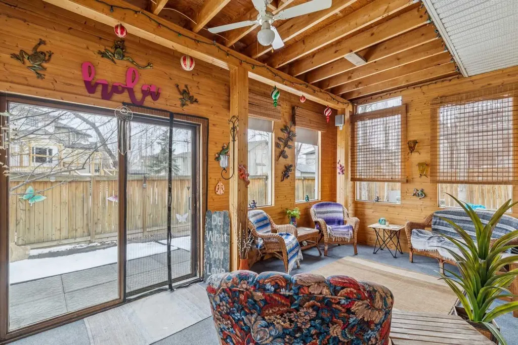 328 Cove Road Chestermere AB T1X 1L5