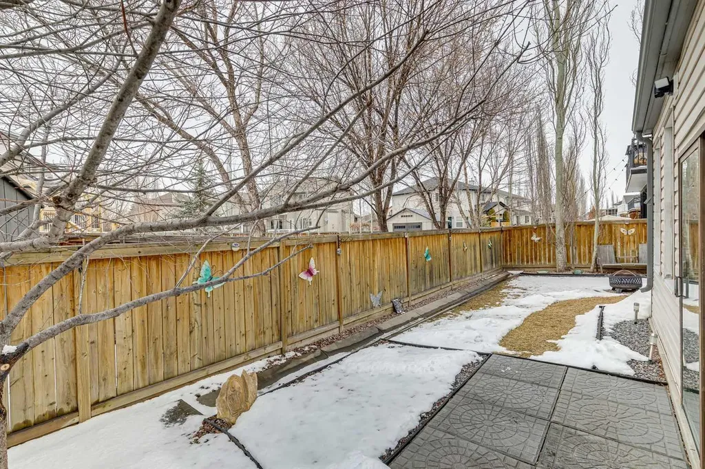 328 Cove Road Chestermere AB T1X 1L5