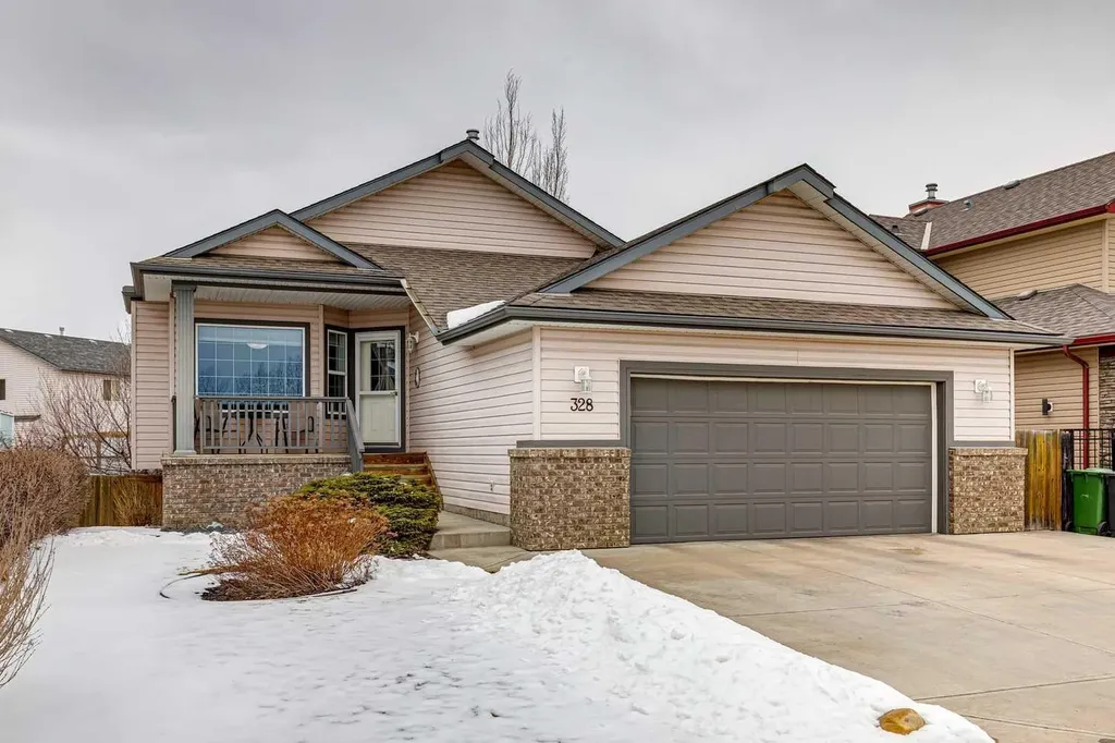 328 Cove Road Chestermere AB T1X 1L5