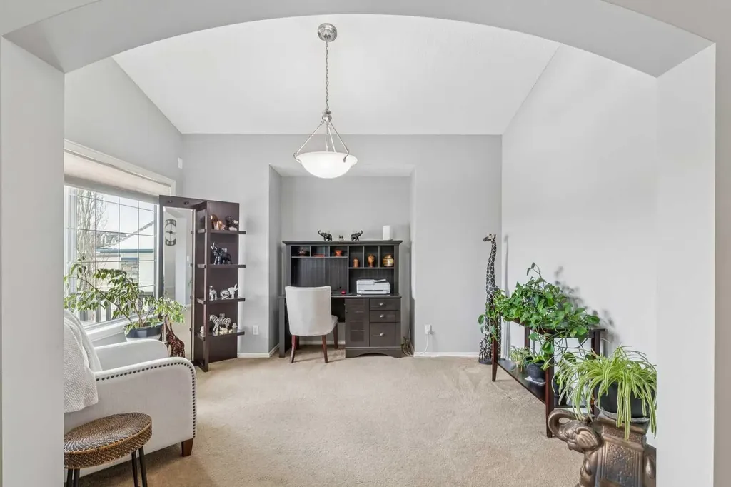 328 Cove Road Chestermere AB T1X 1L5