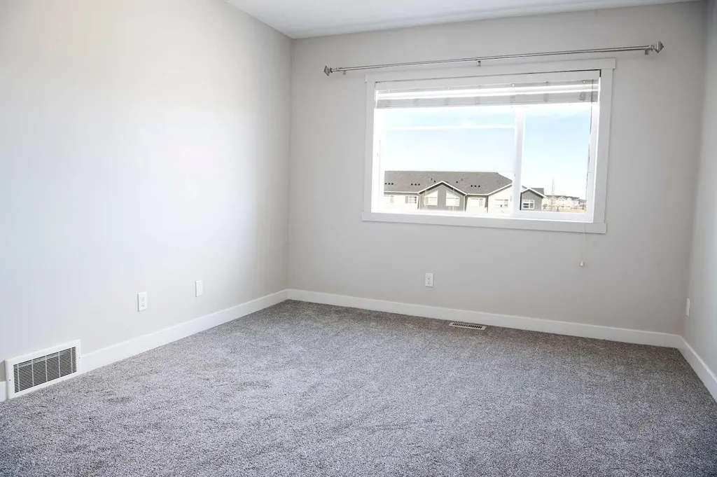 206 Redstone View NE Calgary AB T3N 0M9