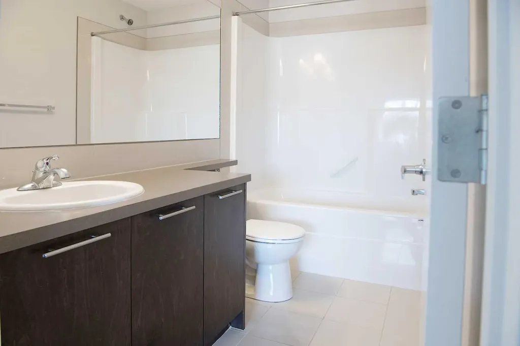 206 Redstone View NE Calgary AB T3N 0M9
