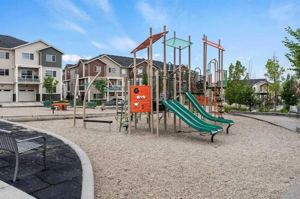206 Redstone View NE Calgary AB T3N 0M9