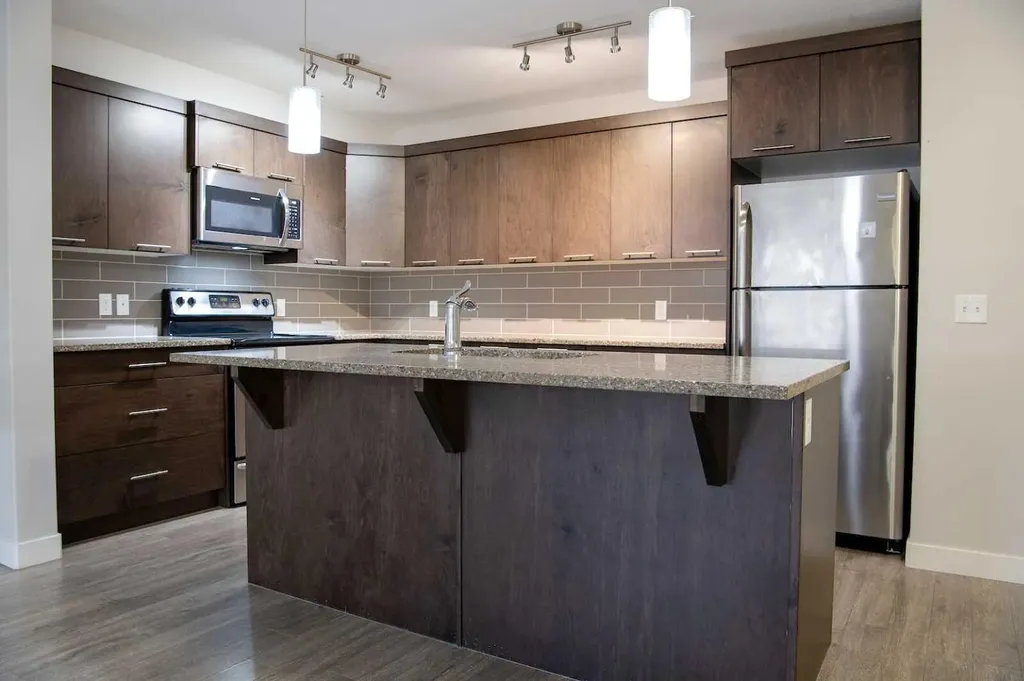206 Redstone View NE Calgary AB T3N 0M9