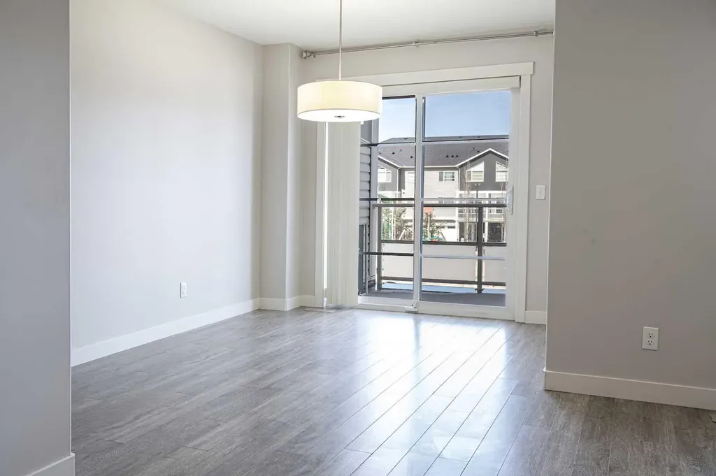 206 Redstone View NE Calgary AB T3N 0M9