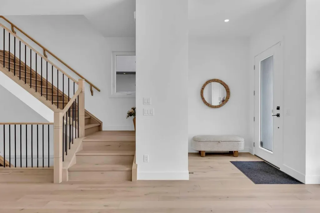 2625 29 Street SW Calgary AB T3E 2K6