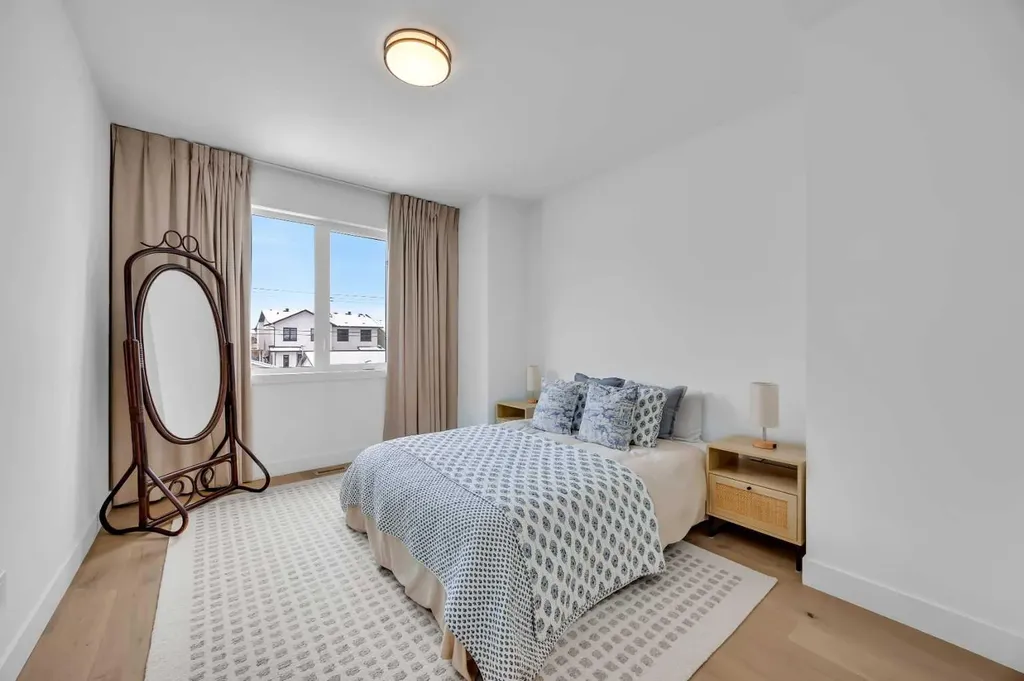 2625 29 Street SW Calgary AB T3E 2K6