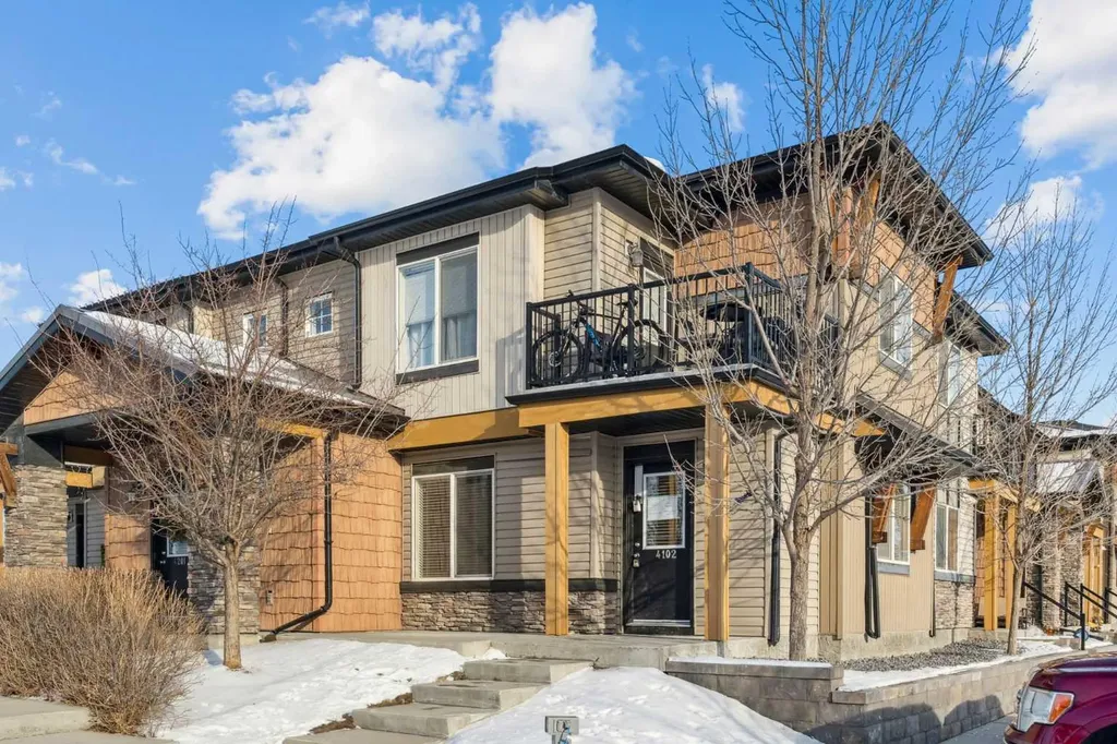 2781 Chinook Winds Drive SW Airdrie AB T4B 3S5
