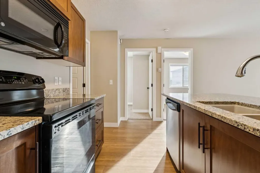 2781 Chinook Winds Drive SW Airdrie AB T4B 3S5