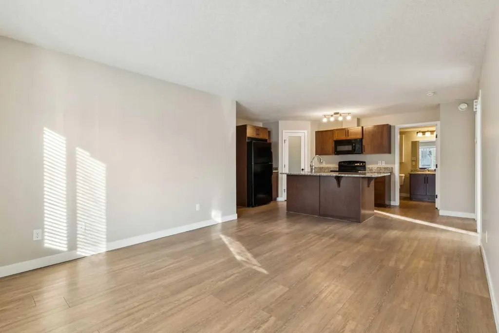 2781 Chinook Winds Drive SW Airdrie AB T4B 3S5