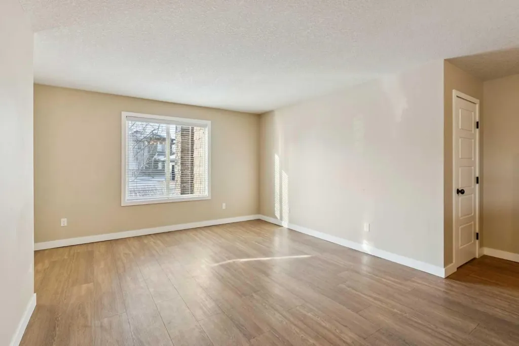 2781 Chinook Winds Drive SW Airdrie AB T4B 3S5